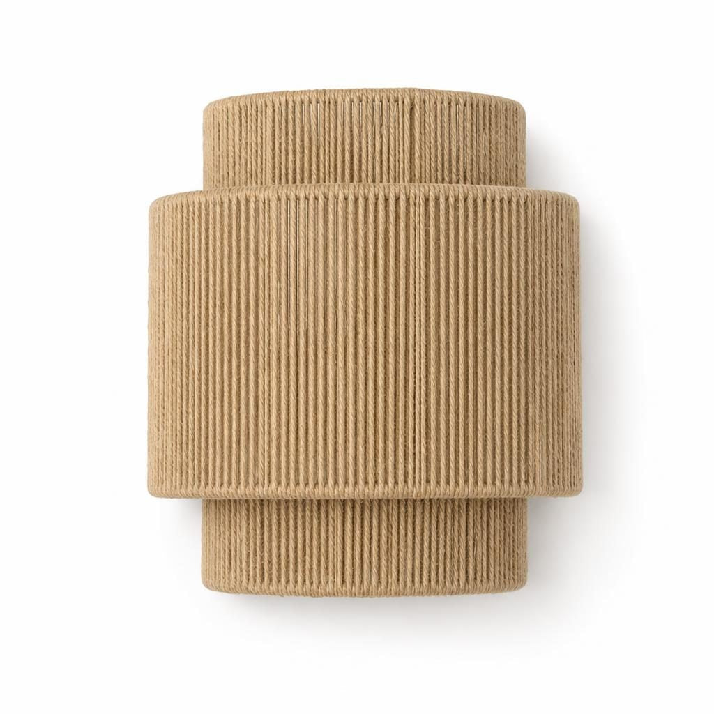 Applique murale Nawa en corde de chanvre naturelle à deux rangs, sur fond blanc